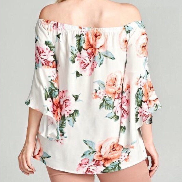 Plus Size Floral Off-the-shoulder Top - Picture 2 of 4